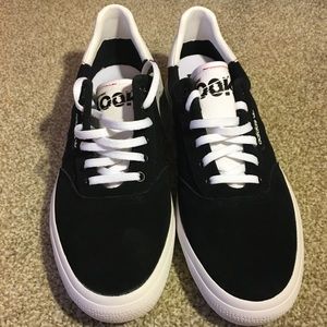 NWT Adidas Skate Shoes